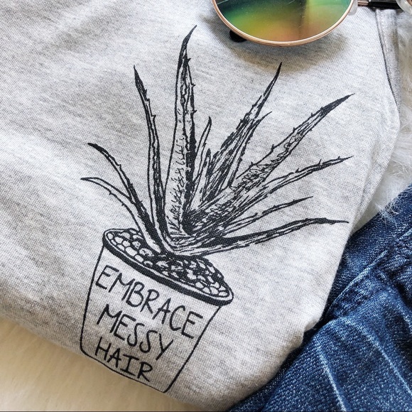 Embrace Messy Hair Graphic Tank Top - Picture 2 of 6